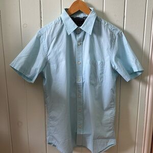 Banana Republic Factory Light Blue Short-Sleeve Button-Down Shirt